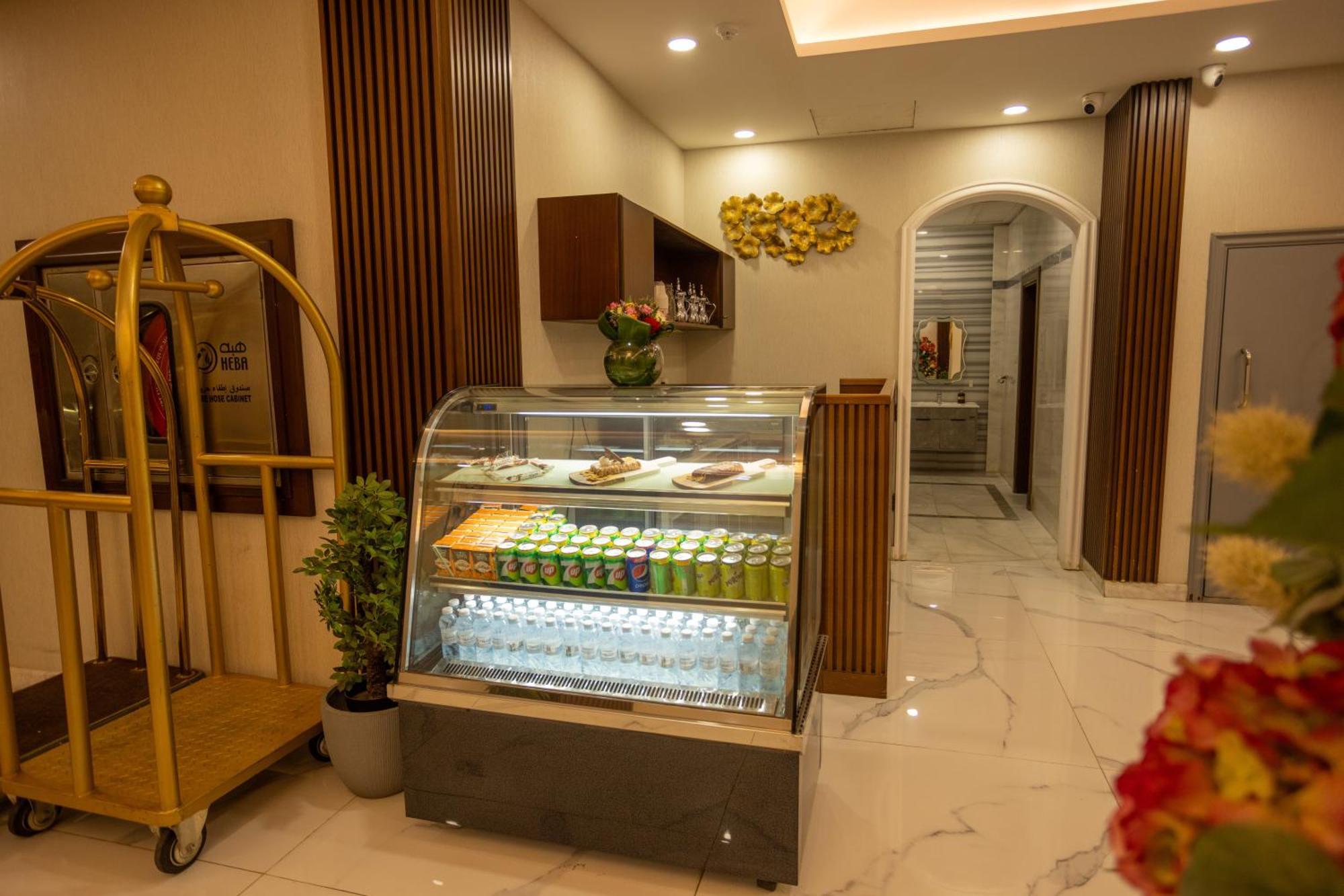 Laten Suites Andalus Mall เจดดาห์ ภายนอก รูปภาพ