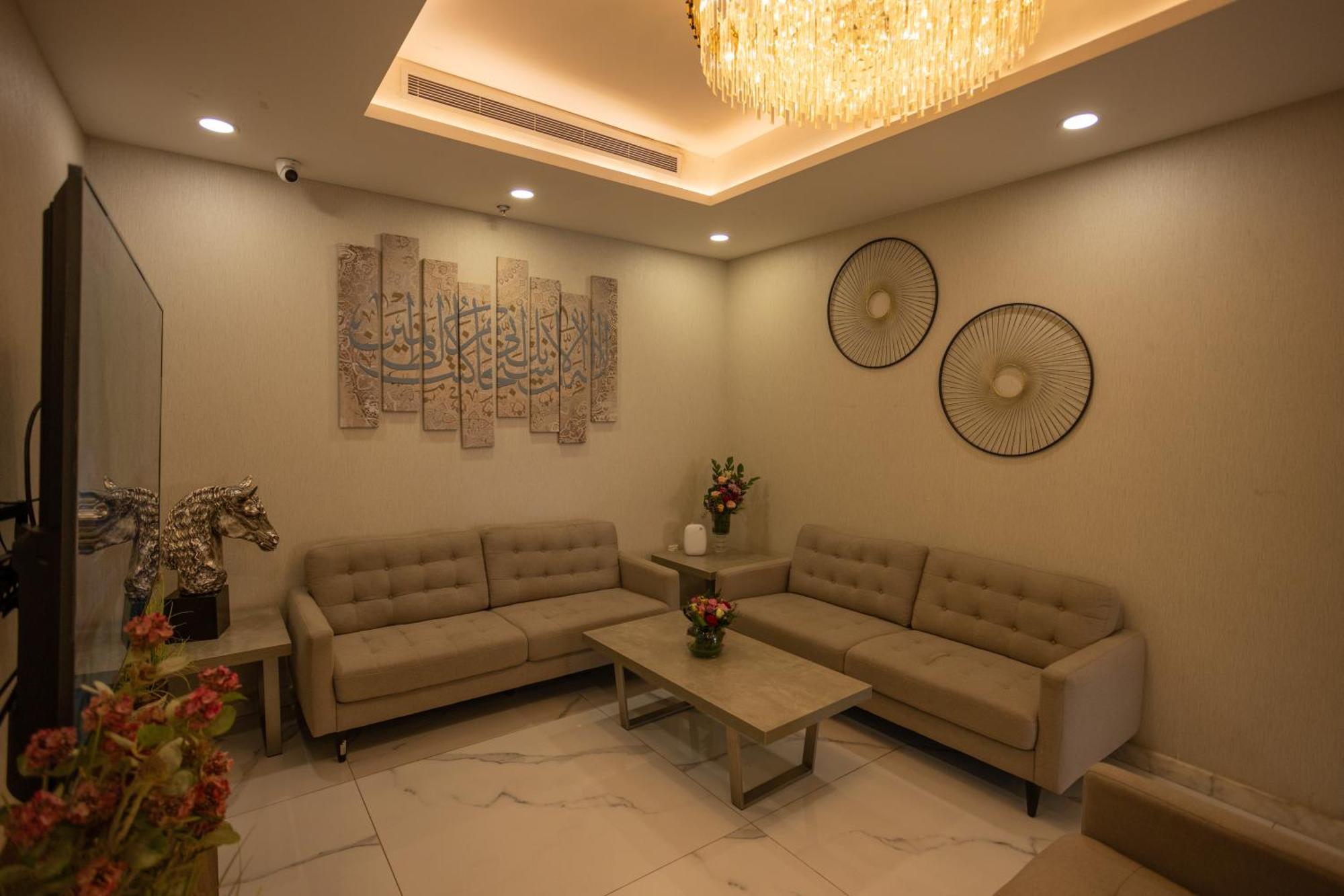 Laten Suites Andalus Mall เจดดาห์ ภายนอก รูปภาพ